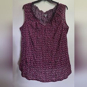 Daisy Fuentes Pink and Black Geometric Top